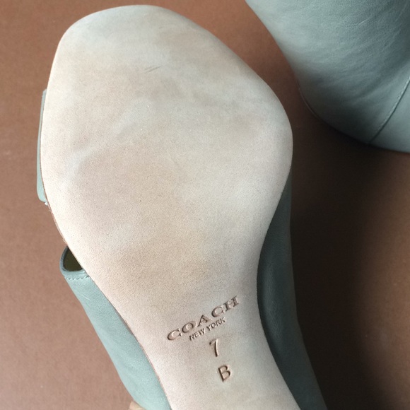 Coach Manhattan open toe heels - Picture 3 of 5